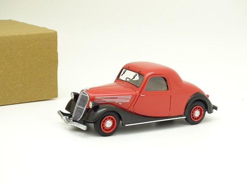 Acma résine renault - 1/43,