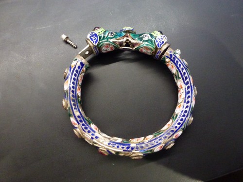 Superbe bracelet jonc - superbe,
