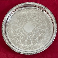 Beau plateau rond métal