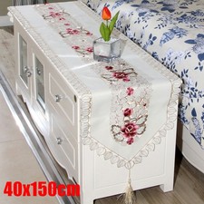 Nappe élégante à broder