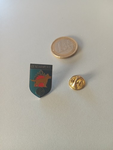 Badge pin master dog - s,