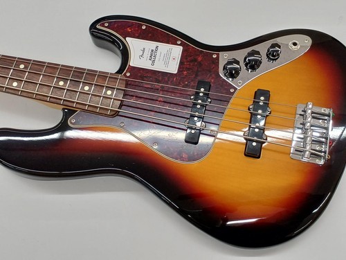 Guitare basse électrique