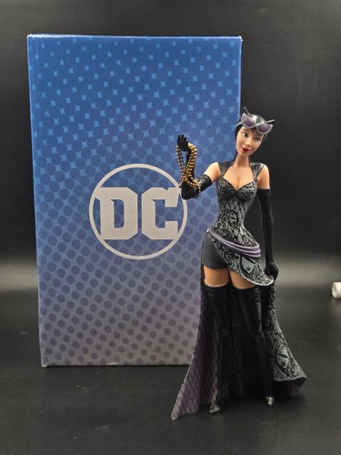 Statue comics catwoman - dc,
