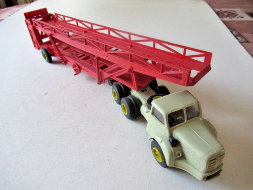 Norev tracteur berliet - norev, tbo