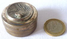 ANCIENNE BOITE À PILULES EN