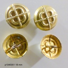 Lot de 4 boutons dorés  