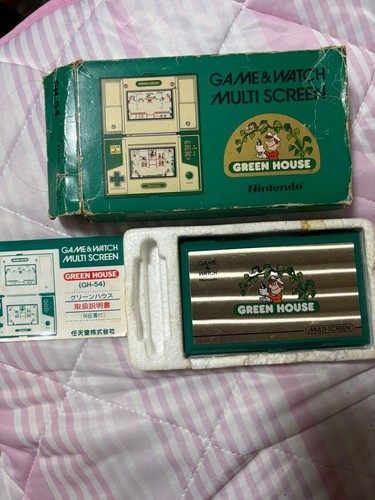 Nintendo game watch - game,