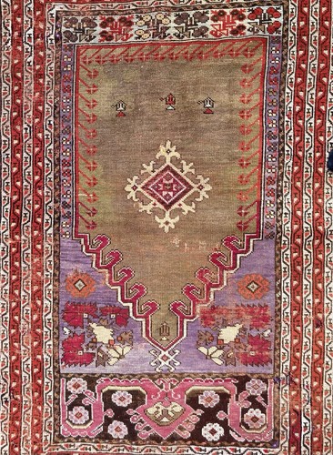 Tapis ancien fait - , main