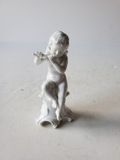 Petit Ange en porcelaine