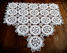 Petit rideau ancien brise