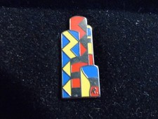 pin's Arthus Bertrand guy de rougemont