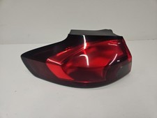 Feu arriere principal gauche