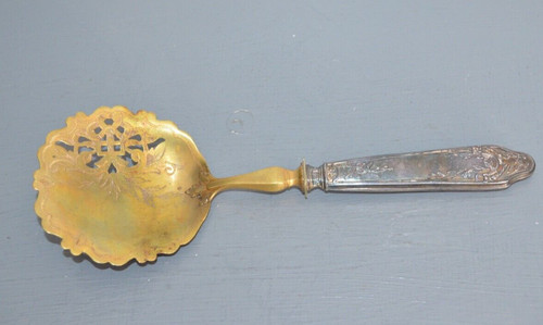 Ancienne pelle fraise - à,