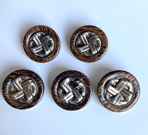 Lot boutons bois et coeur - lot,