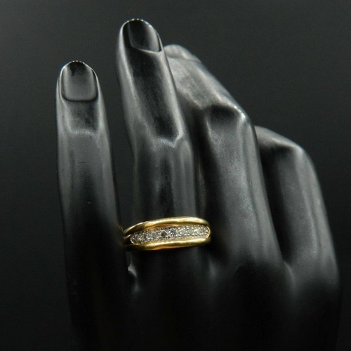 O994 bague demi alliance - -,
