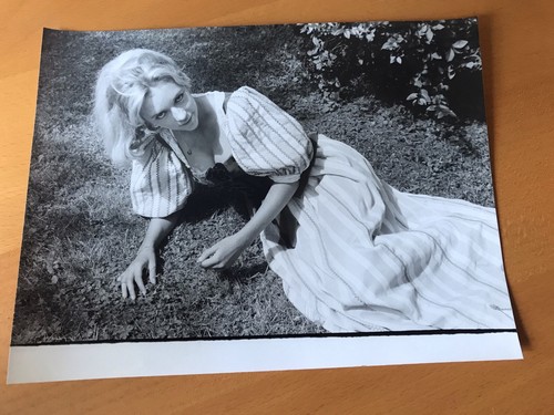 Caroline cellier photo - caroline,