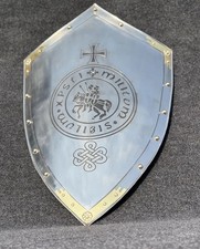 Bouclier de chevalier croisé
