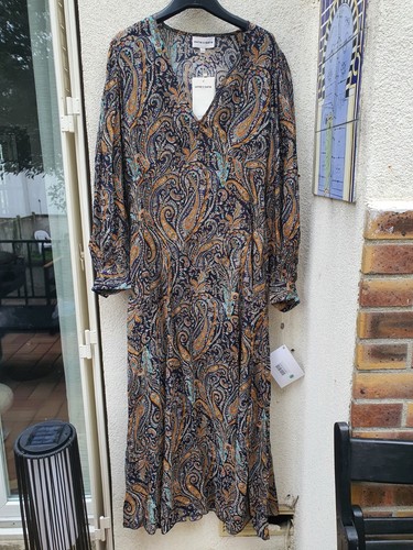Robe antik batik neuve - robe,