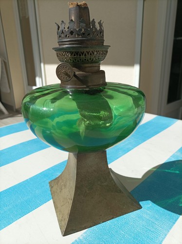 Rare lampe pétrole sur - rare, à