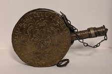 Poire à poudre ancienne en