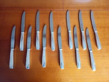 Série De 12 Couteaux De Table