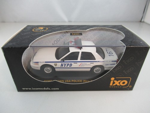 Ixo moc040 ford crown - 1:43,