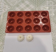 MOULE EN SILICONE MERINGUES