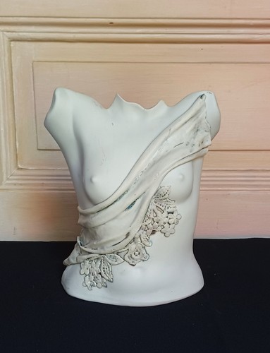 Vase biscuit buste femme - en,