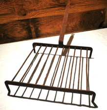 ANCIEN GRAND GRIL VIANDE CHEMINEE BARBECUE