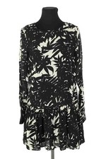 Robe noire Essentiel Antwerp L
