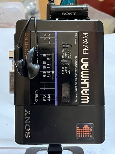 Sony walkman f66 radio - wm-f66,