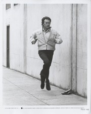 Clint Eastwood The Enforcer Original 8x10 Photo Snipe Dirty Harry running 1976