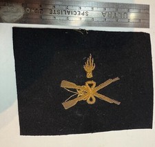 FRANCE ARMOURER FABRIC BADGE