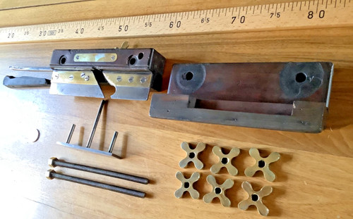 Outils anciens old tool - anciens,old, tool,vieux