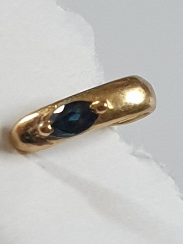 Boucle oreille et saphir - d,