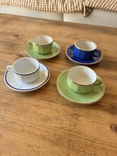 Lot 4 tasses + soucoupes