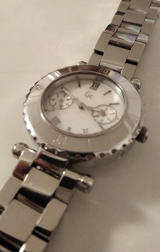 Guess montre quartz pour - a,
