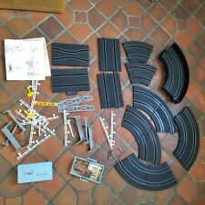 vintage SLOT CAR circuit -  ARTIN - lot  pistes; piliers et barrière