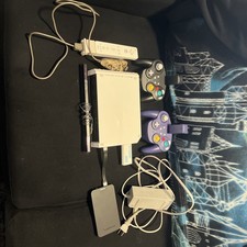 Wiiflow Wii Plug and Play Modded Bundle with Games, Wii2HDMI, wireless gamepads