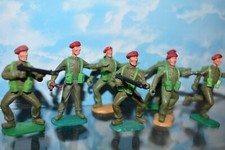 timpo soldats Anglais lot de sept commandos bérets rouge ww2 1/32