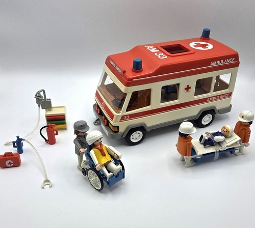 Playmobil ambulance - 🟢,