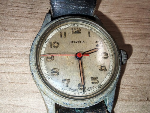 Montre helvetia général what - montre,