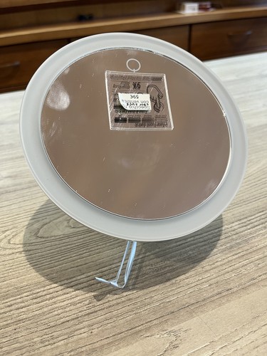 Miroir grossissant ventouse - grossissant, à