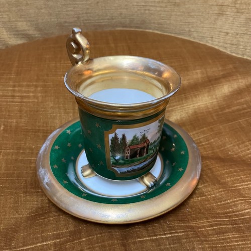 Grande tasse sur - , pate