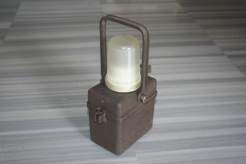 Ancienne lampe wonder type - lampe,