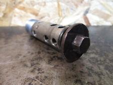 Boulon de carter de filtre a