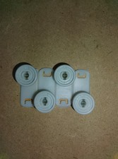 4x Support avec Roulette de
