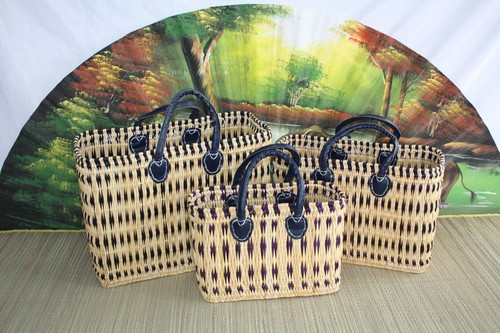 Superbe panier bleu - superbe,