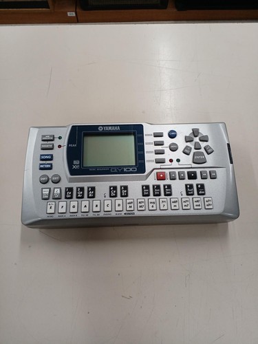 Yamaha qy100 music - music, sequencer