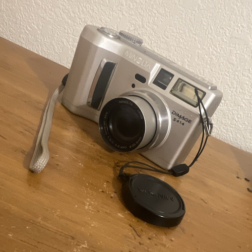 Minolta dimage s414 0mp - minolta, 4.0mp